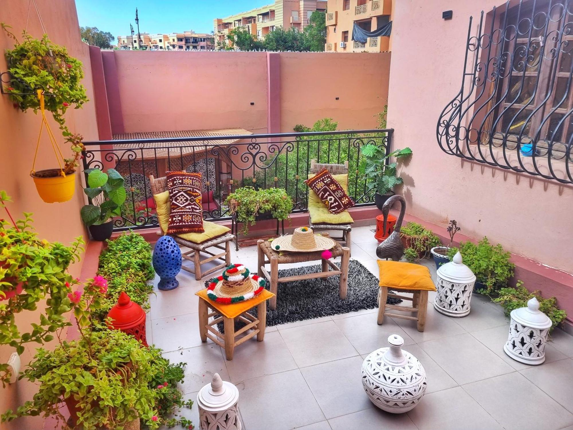 Appartement Oranger Family House Center, Private Large House, Terasse Garden View, Free Parking